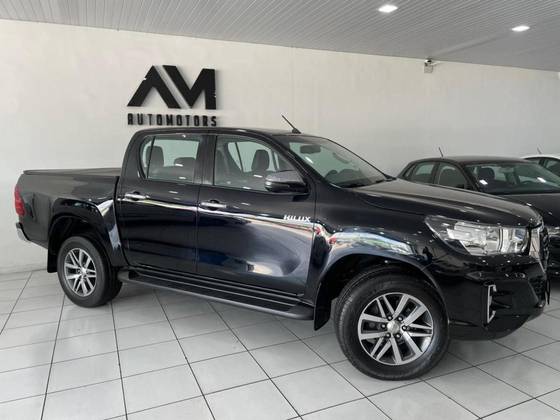 TOYOTA HILUX SW4 2.7 SR 4X2 16V FLEX 4P AUTOMÁTICO TOYOTA HILUX SW4 2.7 SR 4X2 16V FLEX 4P AUTOMÁTICO